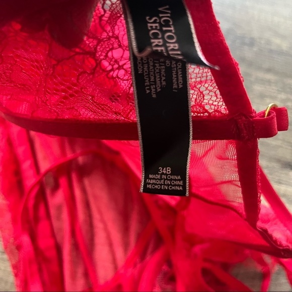 Victoria's Secret Lingerie Size 34B - Picture 9 of 10